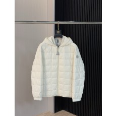 몽클레어 Tahrir Square 퀼티드 시리즈 다운자 001-283661