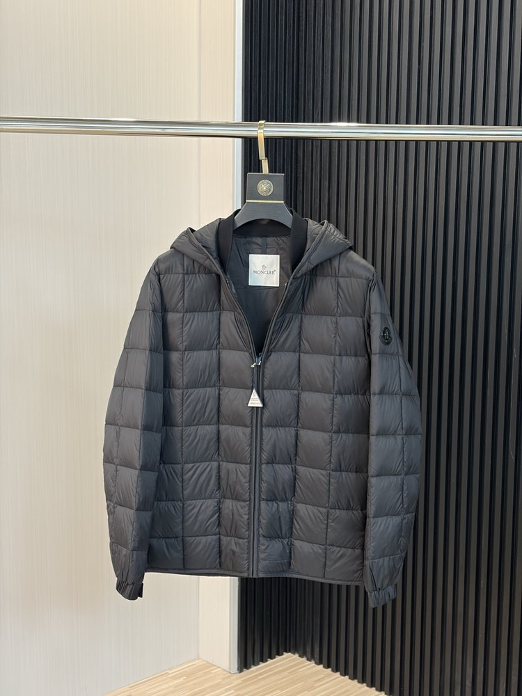 몽클레르 타흐리르 다운재킷 001-283662