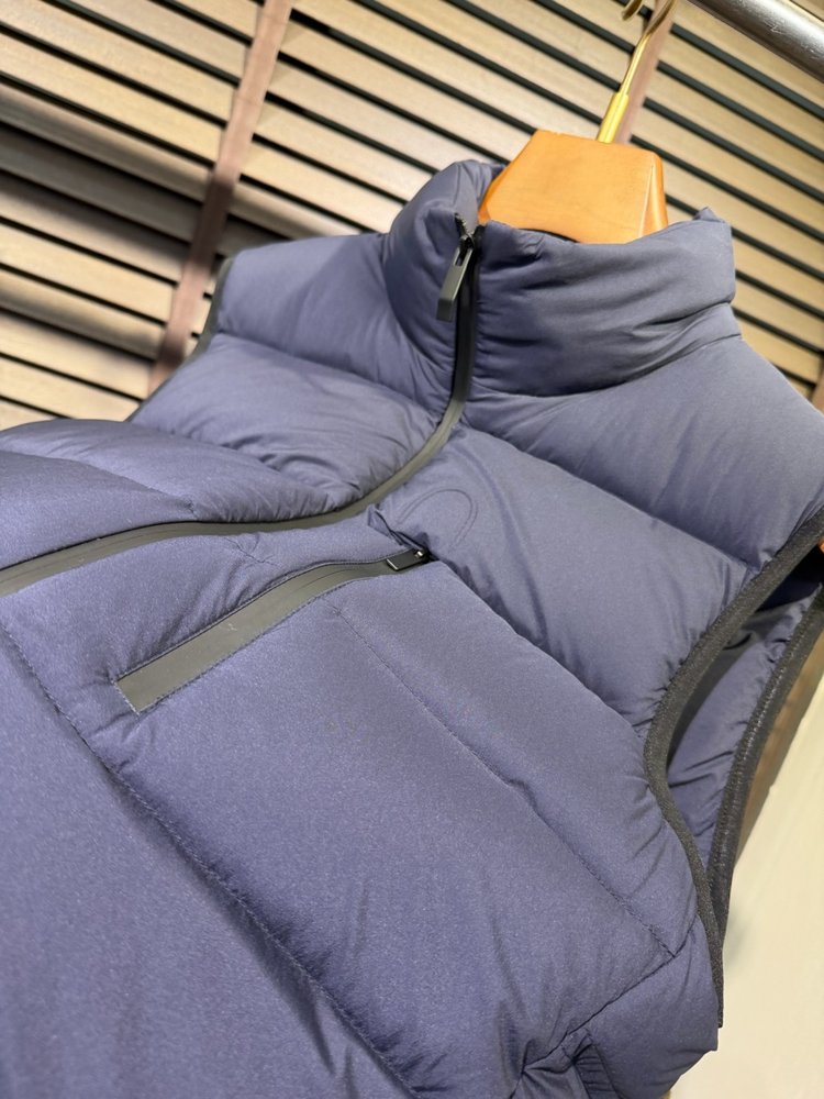 Monc 다운 베스트 2026FW 001-283670