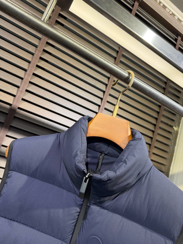 Monc 다운 베스트 2026FW 001-283670