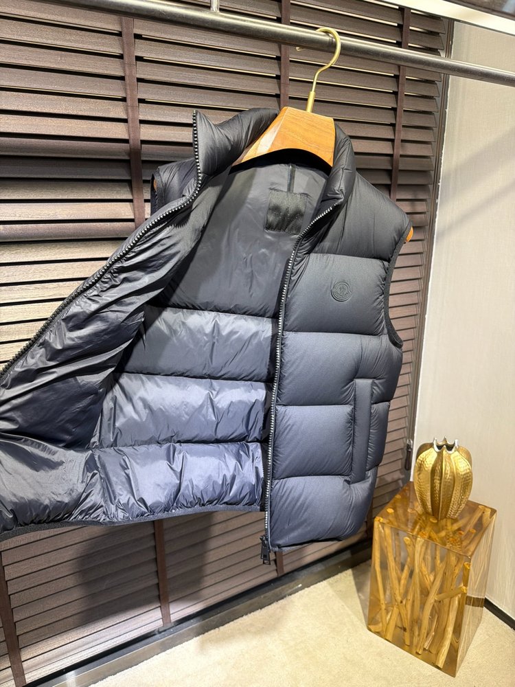 몽콜 FW2026 다운 베스트 001-283685