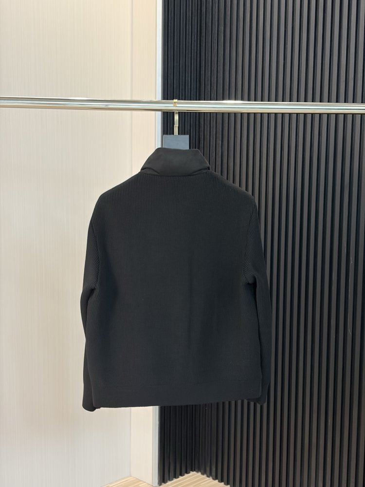Loro Piana 니트 패딩 점퍼 검정색 001-283720