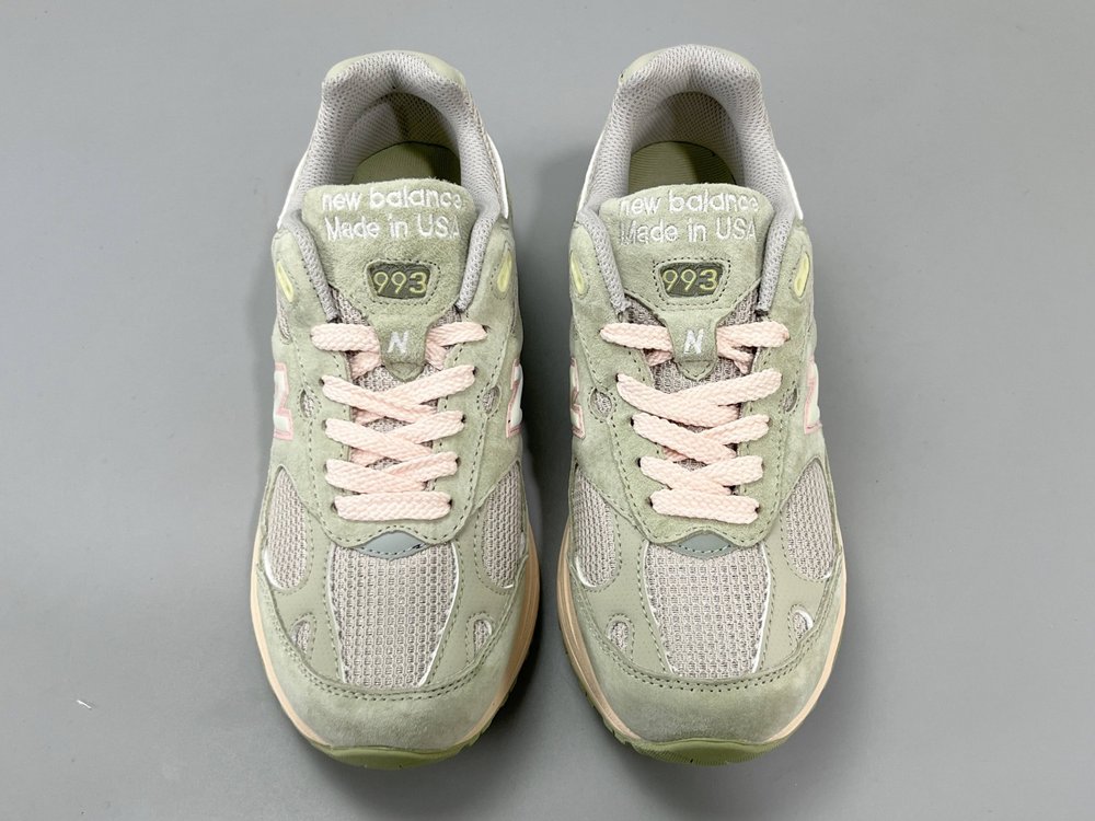 XC 버전 New Balance 레트로 러닝화 001-283837