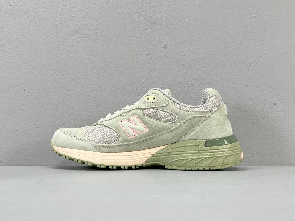 XC 버전 New Balance 레트로 러닝화 001-283837