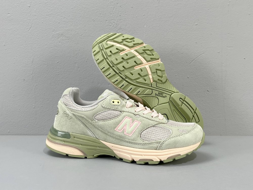XC 버전 New Balance 레트로 러닝화 001-283837