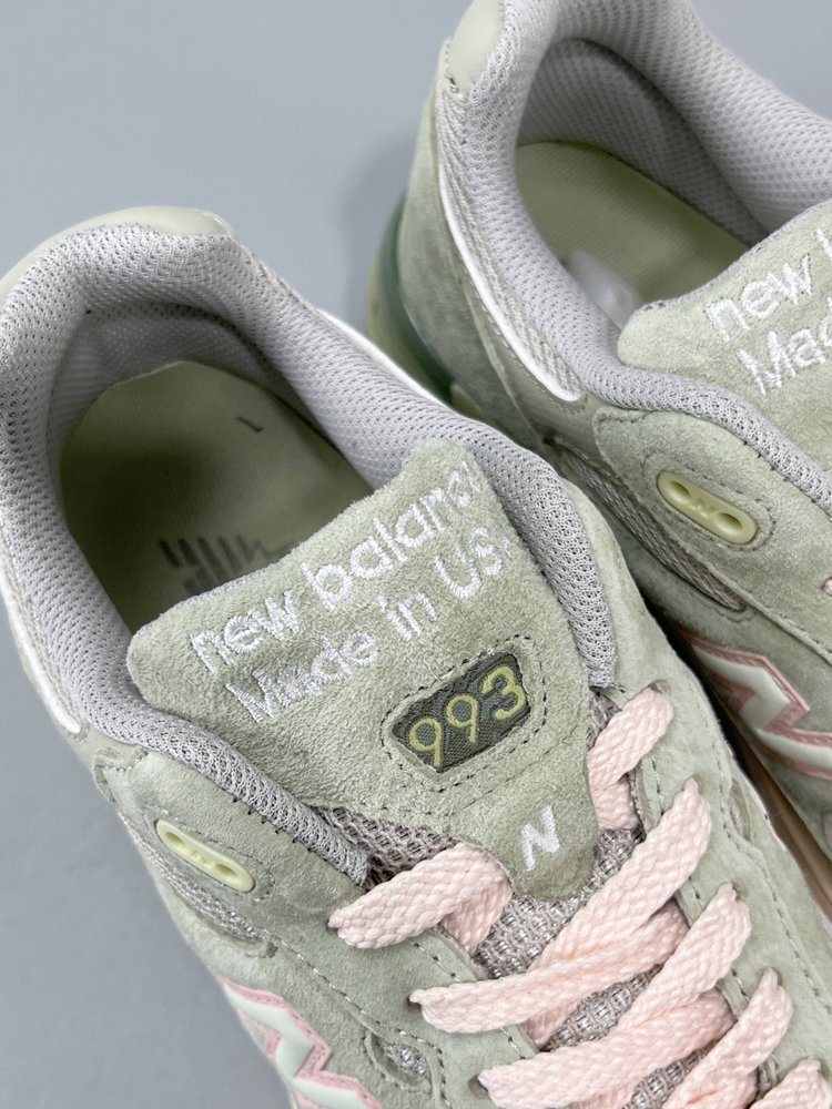 XC 버전 New Balance 레트로 러닝화 001-283837