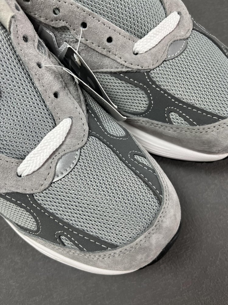 프레지던트 에디션 탑 최고급 미국산 New Balance 회색 001-283882