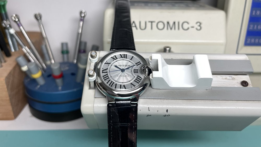 까르띠에 발롱 블루 33mm 오토매틱 시계 001-284040