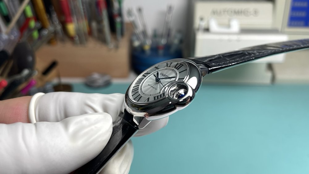까르띠에 발롱 블루 33mm 오토매틱 시계 001-284040