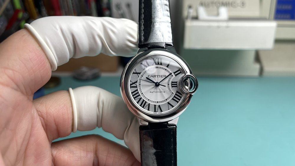 까르띠에 발롱 블루 33mm 오토매틱 시계 001-284040