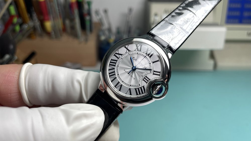 까르띠에 발롱 블루 33mm 오토매틱 시계 001-284040
