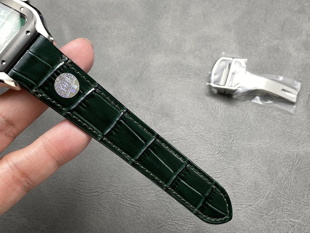 까르띠에 산토스 중동 버전 001-284071