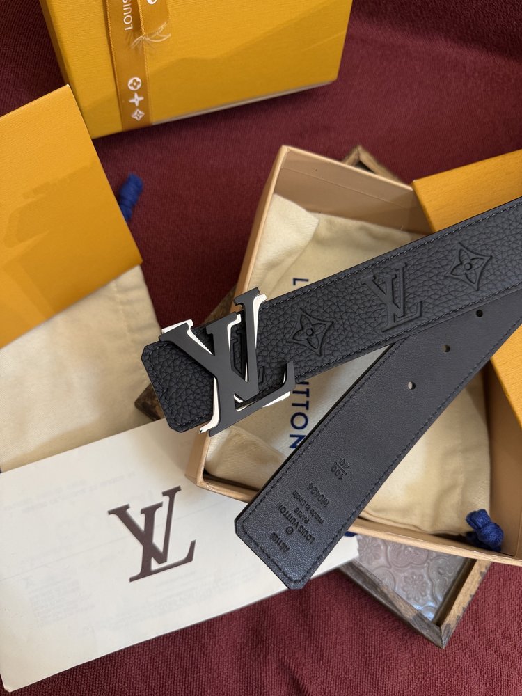 LV Dimension Drift 양면 벨트 001-284145