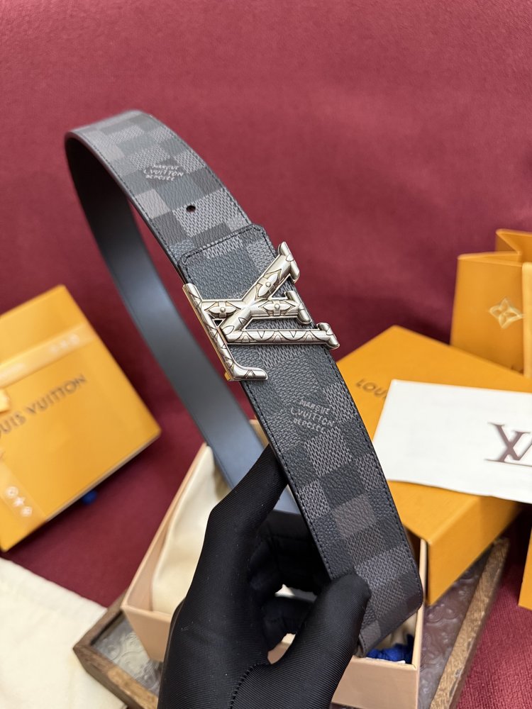 LV 디멘션 양면 벨트 001-284161