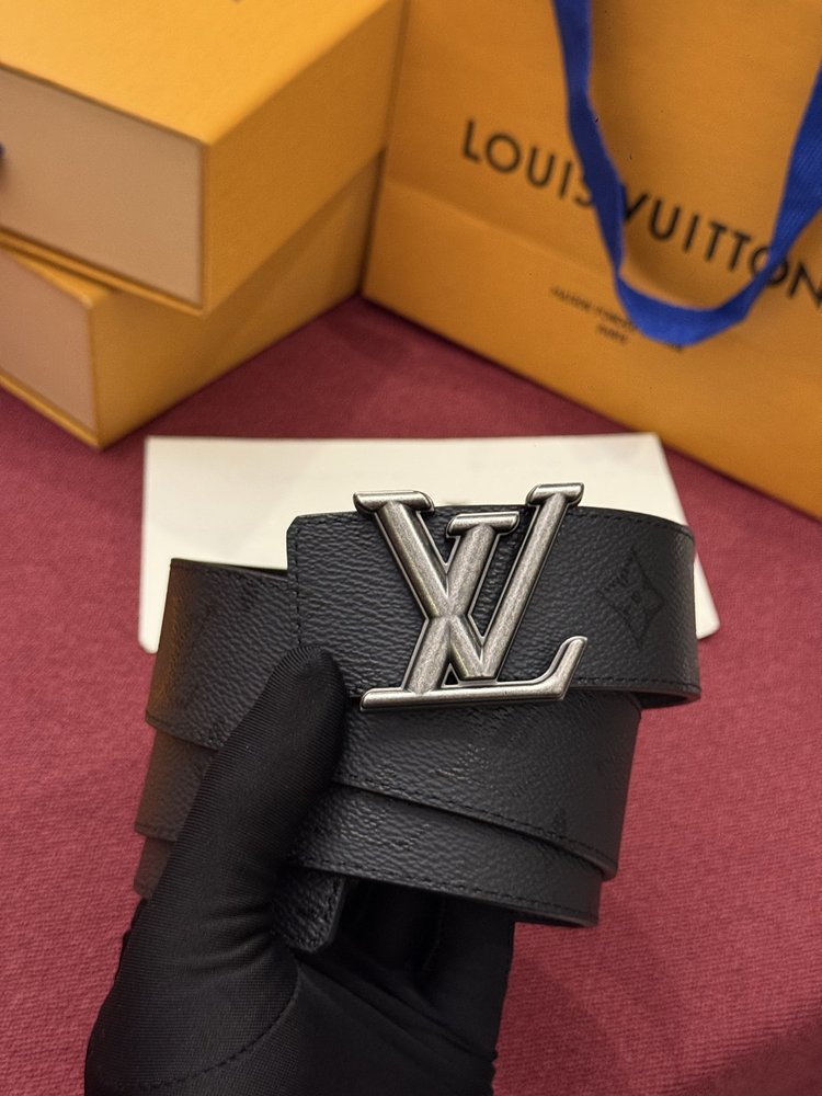 LV 모노그램 리플렉티브 리버시블 벨트 40mm 001-284197