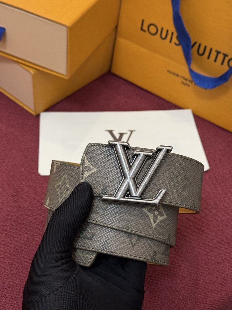 LV 모노그램 리플렉티브 리버시블 벨트 001-284200