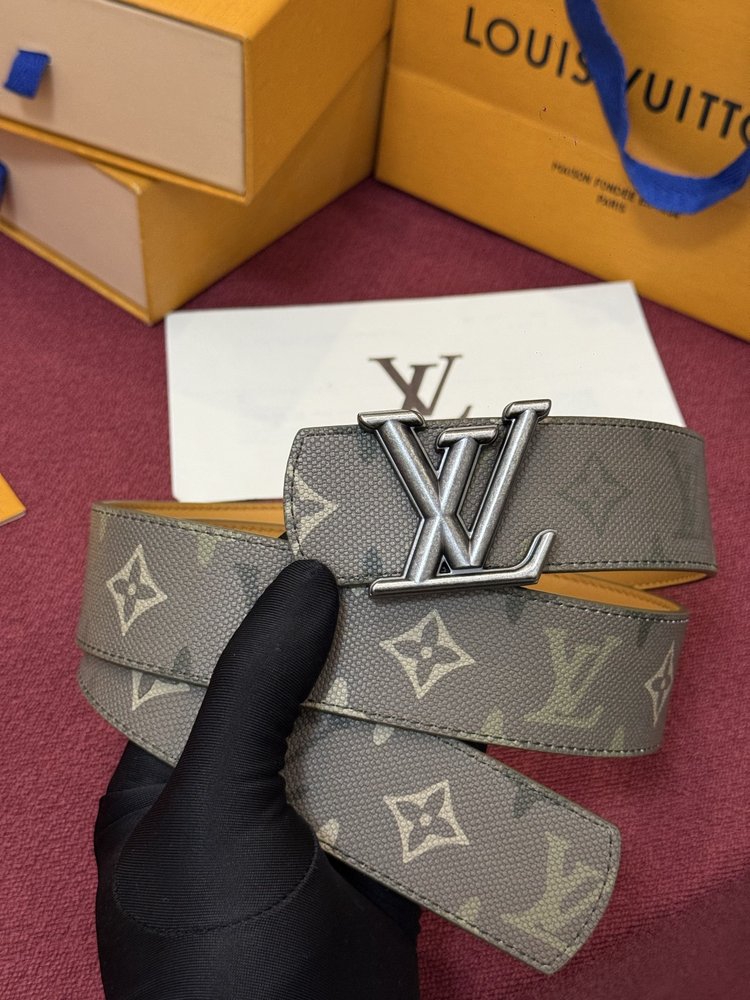 LV 모노그램 리플렉티브 리버시블 벨트 001-284200
