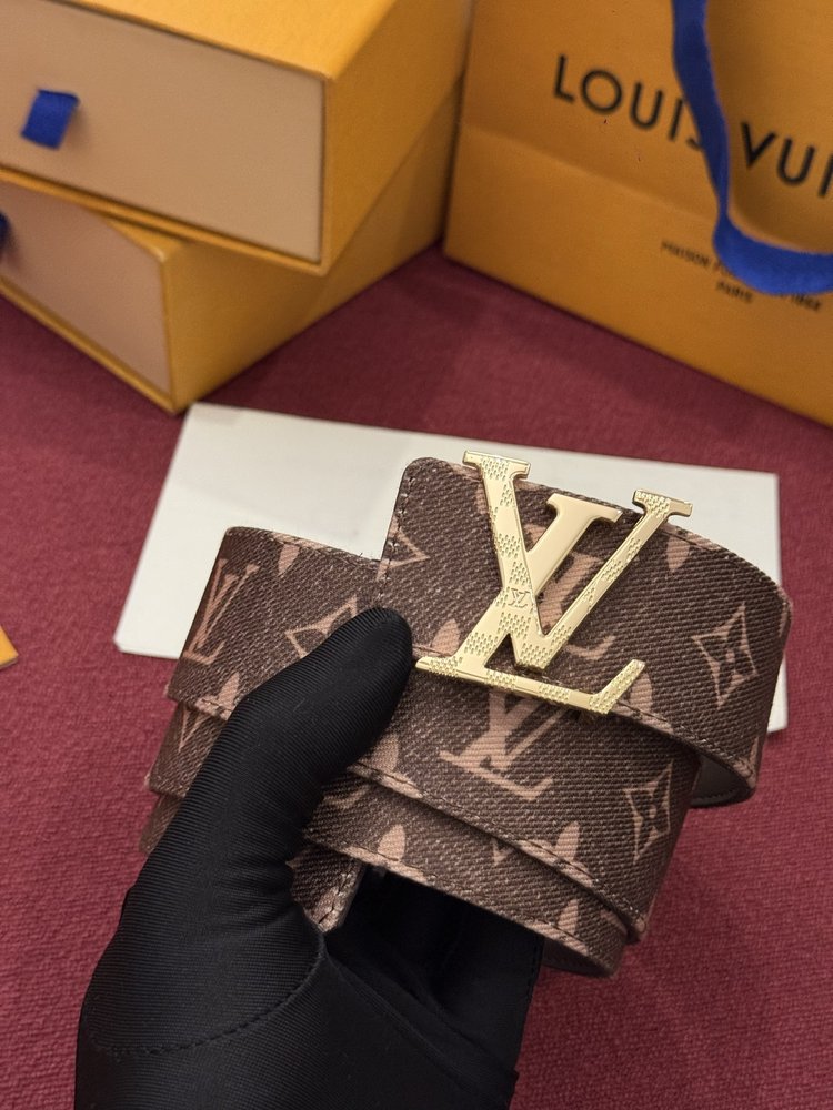 LV 이니셜 모노그램 리플렉티브 40mm 리버서블 벨트 001-284203