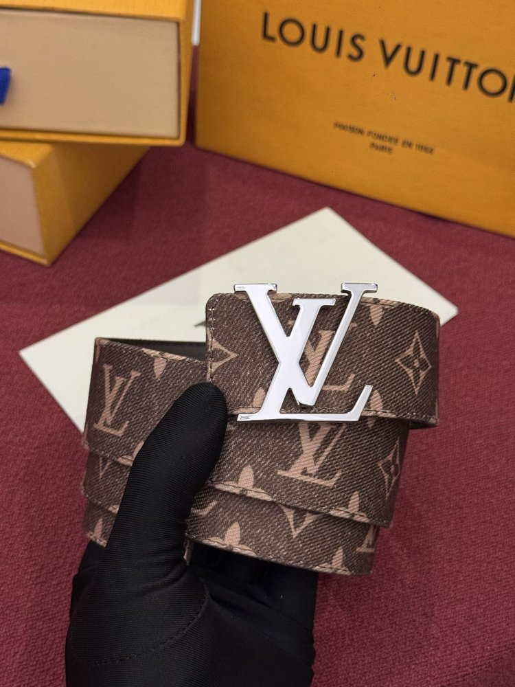 LV 이니셜 모노그램 데님 벨트 001-284210