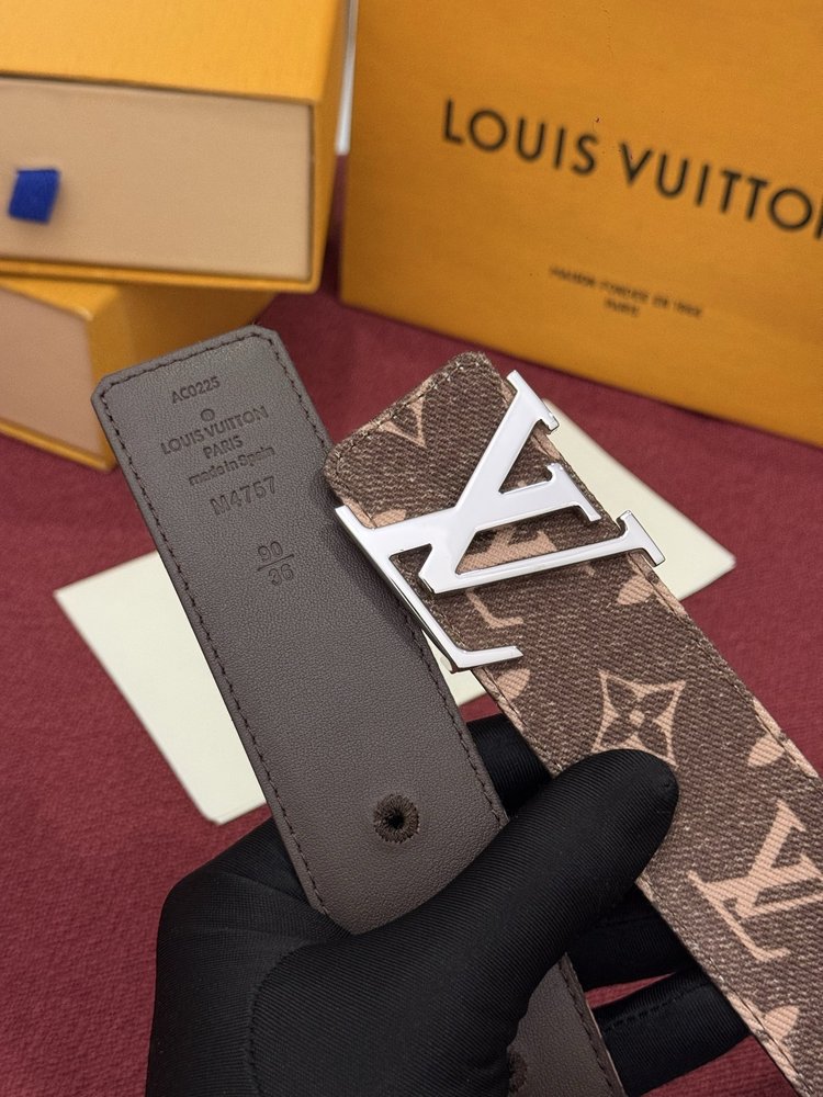 LV 이니셜 모노그램 데님 벨트 001-284210