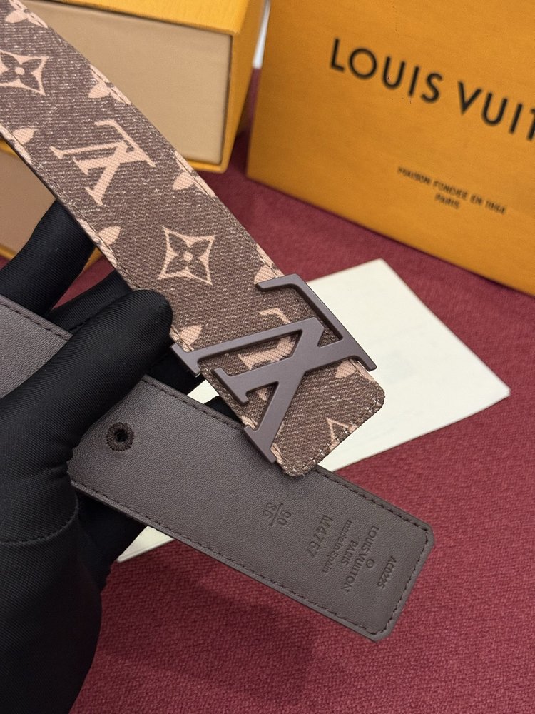 LV 이니셜 모노그램 데님 벨트 001-284211