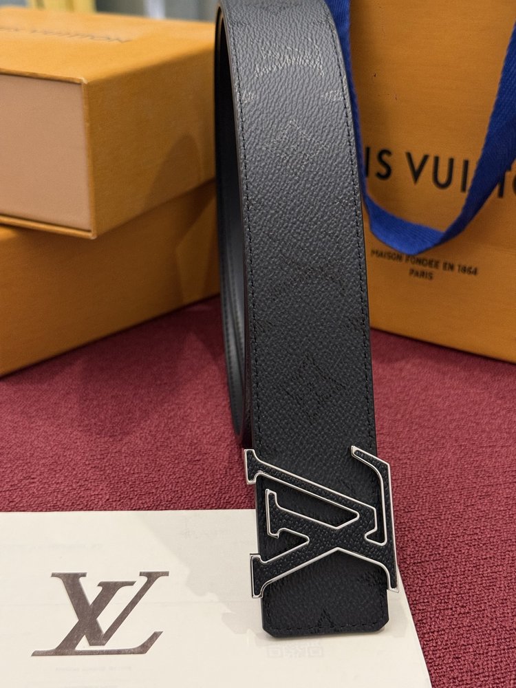 LV Initiales Monogram 반사 가역 벨트 001-284220
