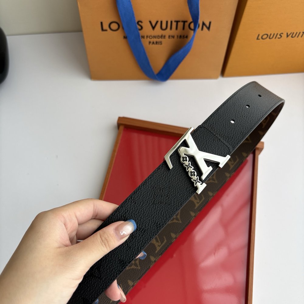 LV 모노그램 양면 프린트 벨트 001-284231