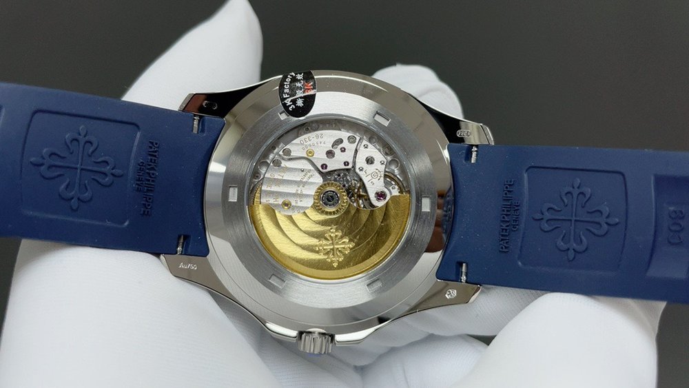파텍필립 아쿠아넛 42mm 001-284322