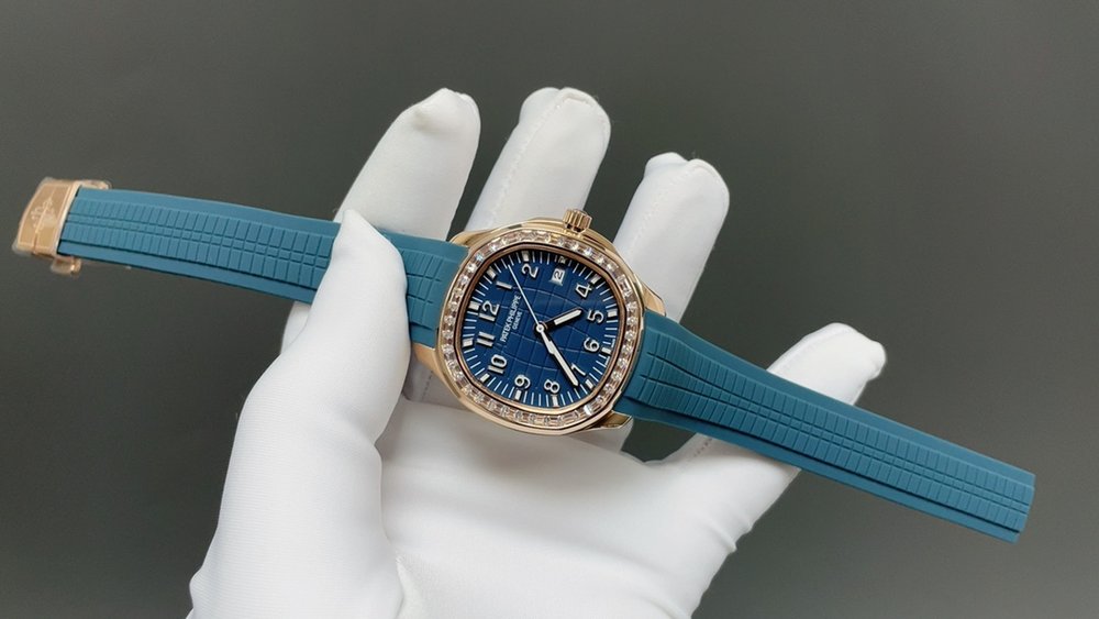 파텍필립 핸드그레네이드 AQUANAUT 기계식 손목시계 001-284331