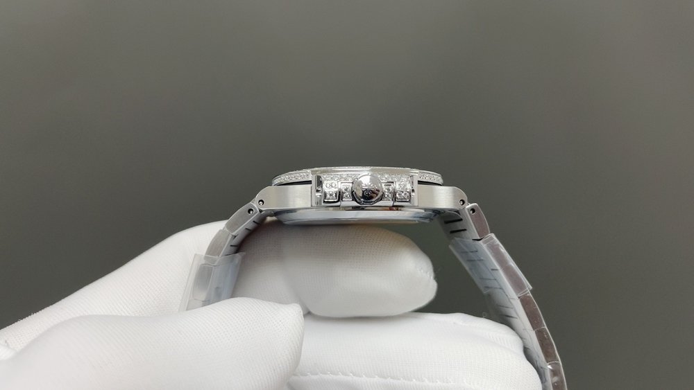 파텍 필립 노틸러스 풀 다이아몬드 시계 35.2mm 001-284332
