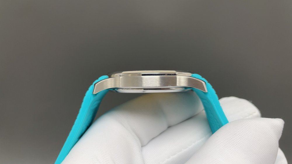 PPF 파텍필립 아쿠아넛 디파니블루 8.3mm 001-284337