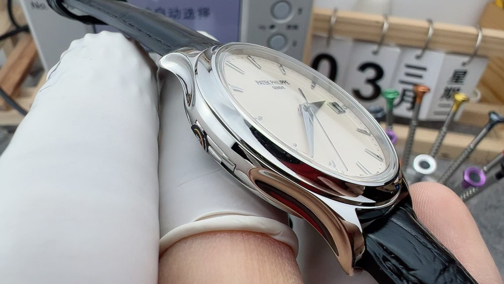 3K 파텍필립 클래식 화이트골드 시계 39mm 001-284355