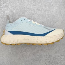 퓨어 오리지널 NORDA G+ 경량 미끄럼 방지 로우탑 001-284467