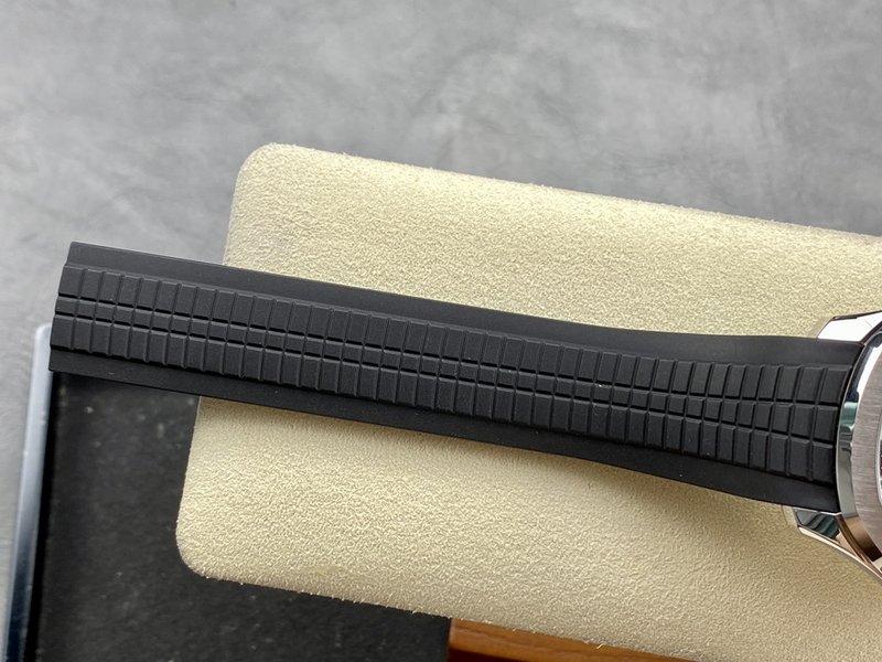 파텍 필립 아쿠아넛 업그레이드 버전 40mm 001-284533