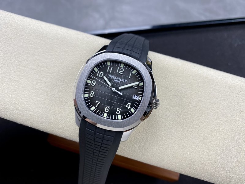 파텍 필립 아쿠아넛 업그레이드 버전 40mm 001-284533