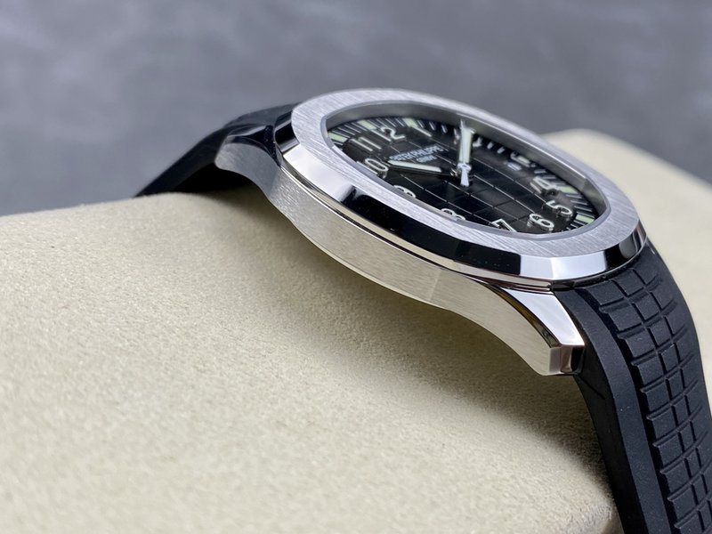 파텍 필립 아쿠아넛 업그레이드 버전 40mm 001-284533