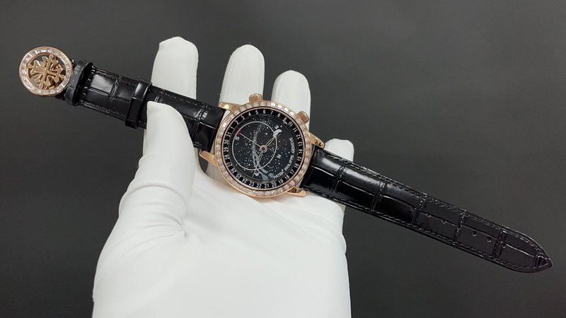 파텍필립 스카이문 로즈골드 블랙 페이스 43mm 001-284541