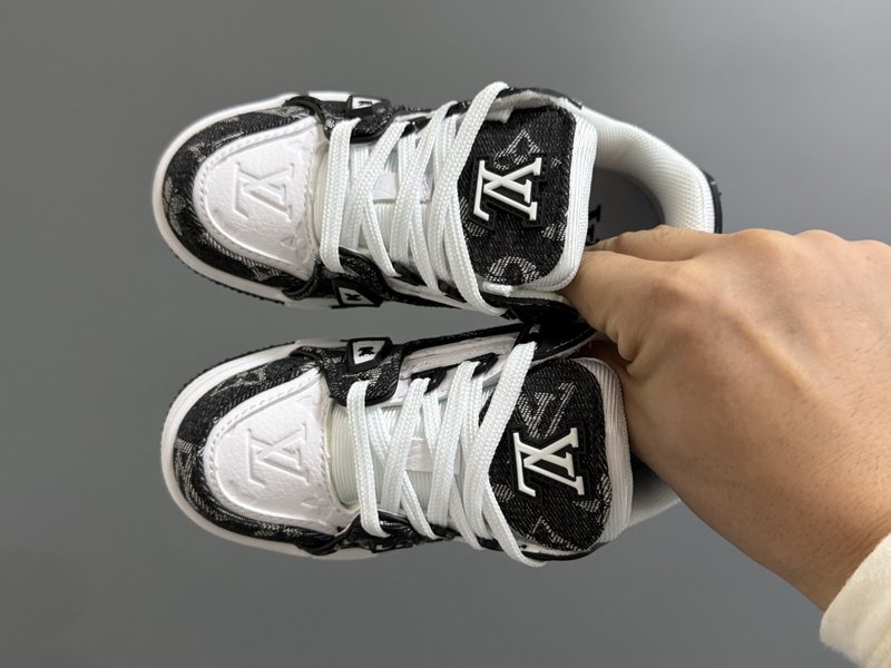 LV 클래식 아동 캐주얼 보드슈즈 001-284610