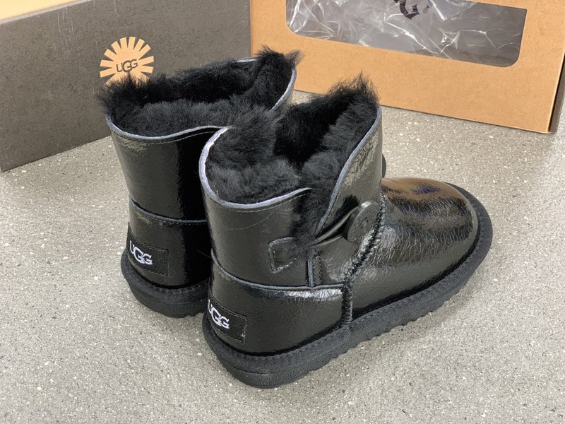 UGG 키즈 방수 레이저 버튼 스노우부츠 001-284614