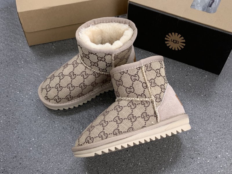 UGG×구찌×LV 트리플 콜라보 아동 눈부츠 001-284615