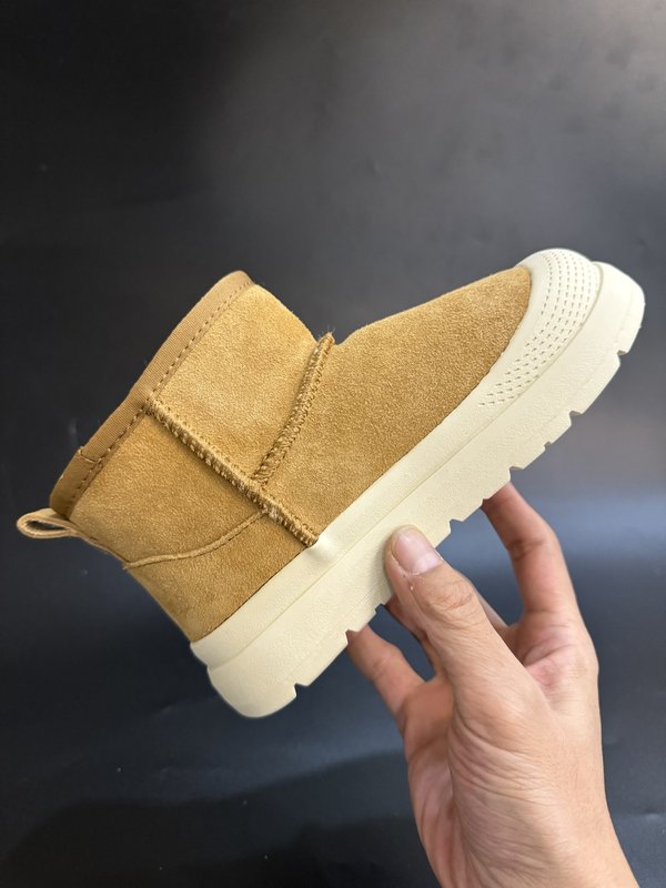 UGG 아동 미들 부츠 001-284636