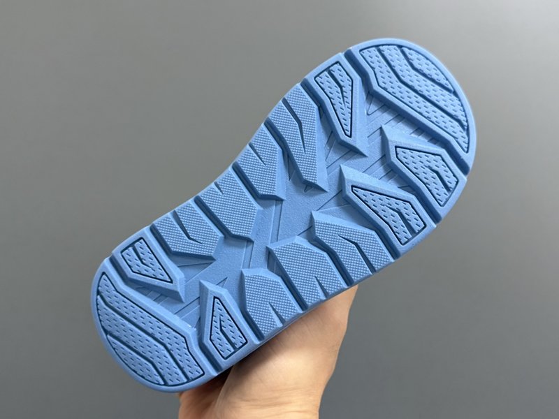UGG 타즈만 미드 솔 아동 스노우 부츠 001-284654