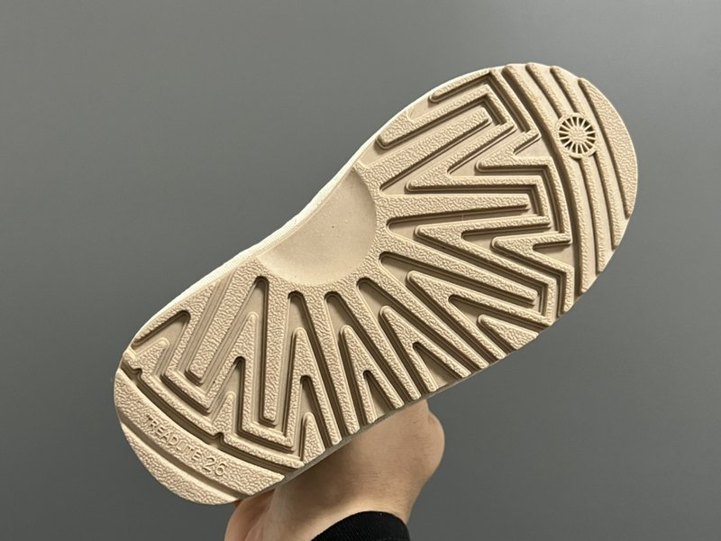 UGG 방수 레이저 아동 미들부츠 001-284677