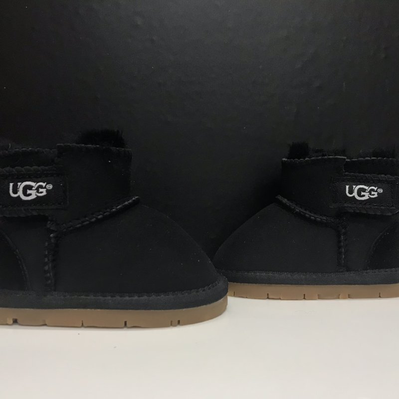 UGG 아동용 벨크로 스노우부츠 001-284679