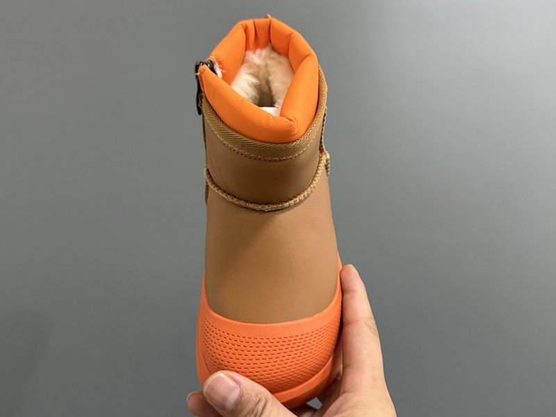 UGG 아동 지퍼 스노우부츠 001-284715