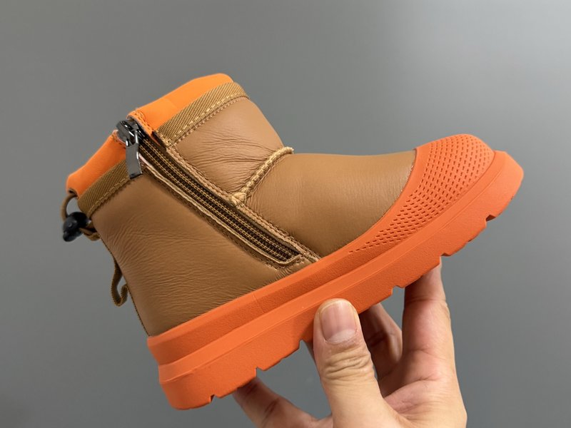 UGG 아동 지퍼 스노우부츠 001-284715
