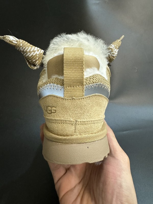 UGG 멜 2세대 아동 스노우부츠 001-284725