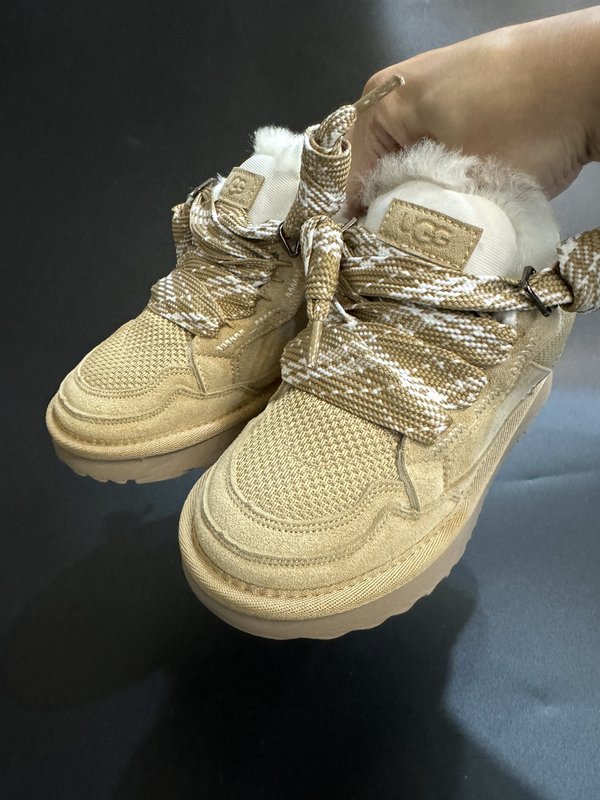 UGG 멜 2세대 아동 스노우부츠 001-284725