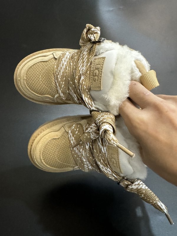 UGG 멜 2세대 아동 스노우부츠 001-284725