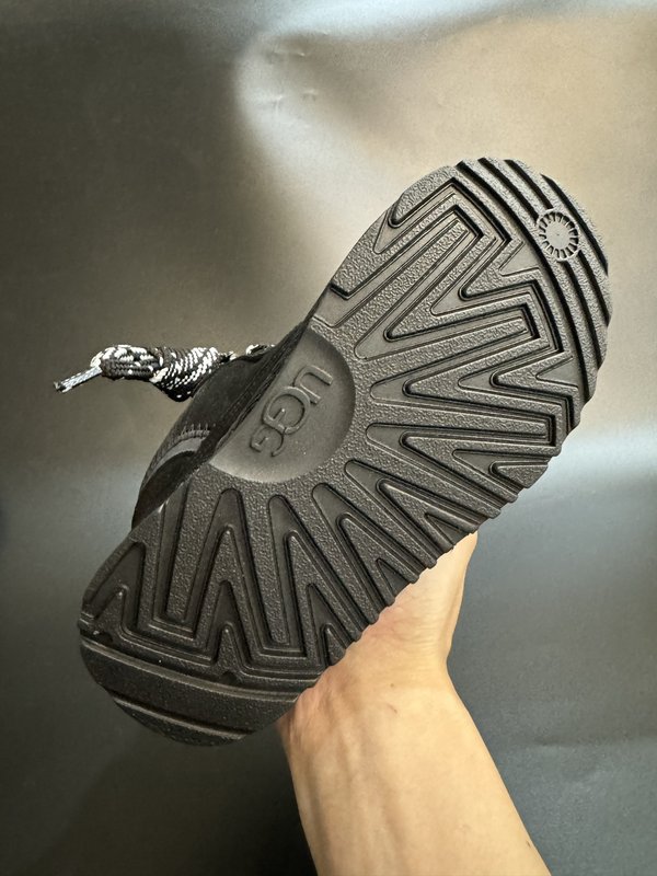 UGG 로우멜2 키즈 스노우부츠 001-284726